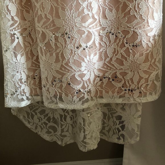 Nina Canacci Lacy Wedding Dress - Picture 6 of 13